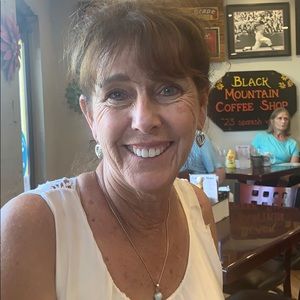 Meet your Posher, Patsy